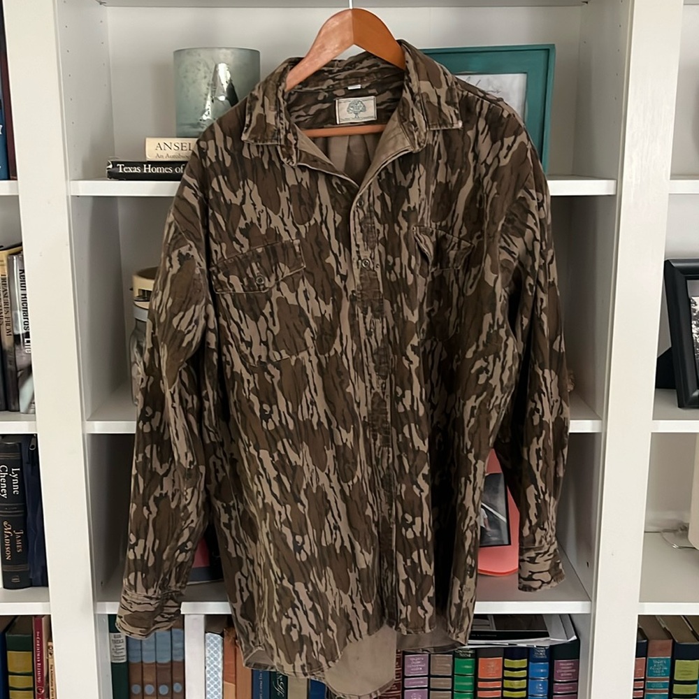Vintage Mossy Oak lined shirt.